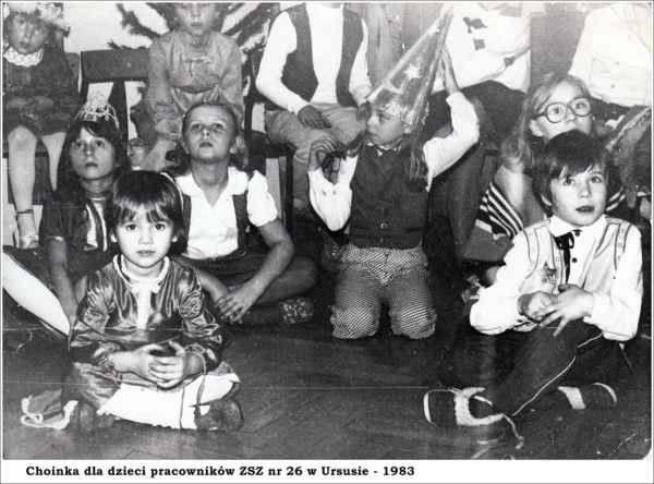 AR.AS.23.006.choinka.technikum