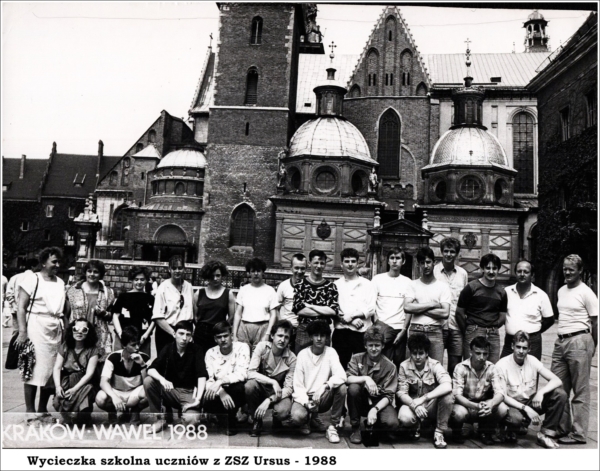 AR.HK.24.054.wycieczka.szkolna