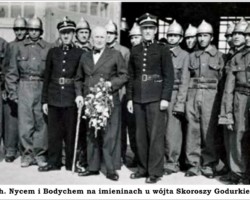 OSP składa życzenia wójtowi gminy Skorosze - 1941 AR.OSP.16.027