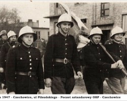 Pochód 1-Maja, ul. Boh. Warszawy - 1947 AR.OSP.16.042