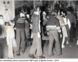Zabawa choinkowa dzieci nauczycieli w ZSZ Ursus - 1974 AR.ZSZ.MB.17.006