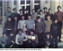 Klasa przed szkołą - ZSZ Ursus - lata 80-te XX w. AR.ZSZ.MB.17.029