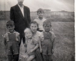 Ursus, w tle osiedle ZOR (ul. Kopernika, H. Sawickiej) - lata 50-te XX w. AR.JP.14.010