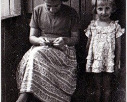 Jadwiga z córką, Popowo - lata 50-te XX w. AR.EP.21.022