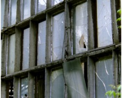 Fragment hali nr 162 w ZM Ursus - impresje - 2005 r. AR.AZ.20.013