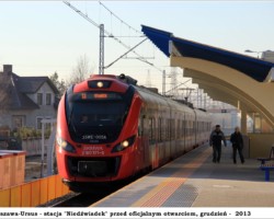 Warszawa-Ursus, stacja "Niedźwiadek" - 2013 AR.KS.22.097