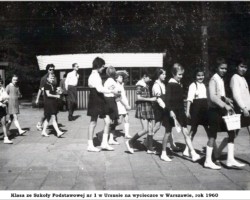 Wycieczka szkolna -Szkoła Podstawowa nr 1 w Ursusie - 1960 AR.HK.24.029