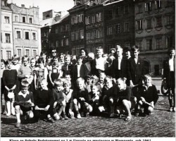 Wycieczka szkolna -Szkoła Podstawowa nr 1 w Ursusie - 1960 AR.HK.24.033